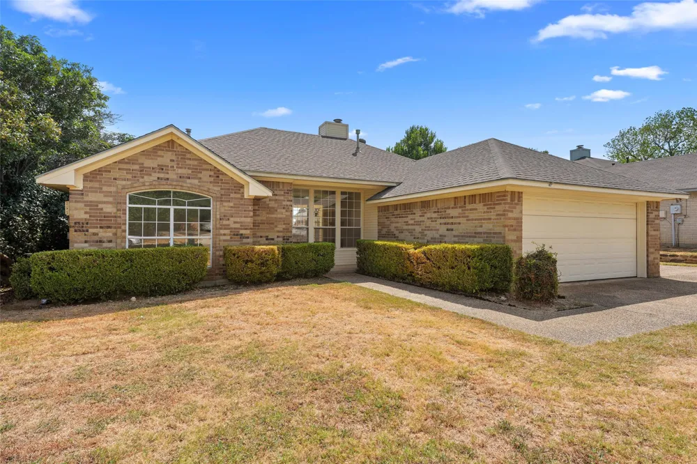 419 Strata Drive Denton, TX 76201