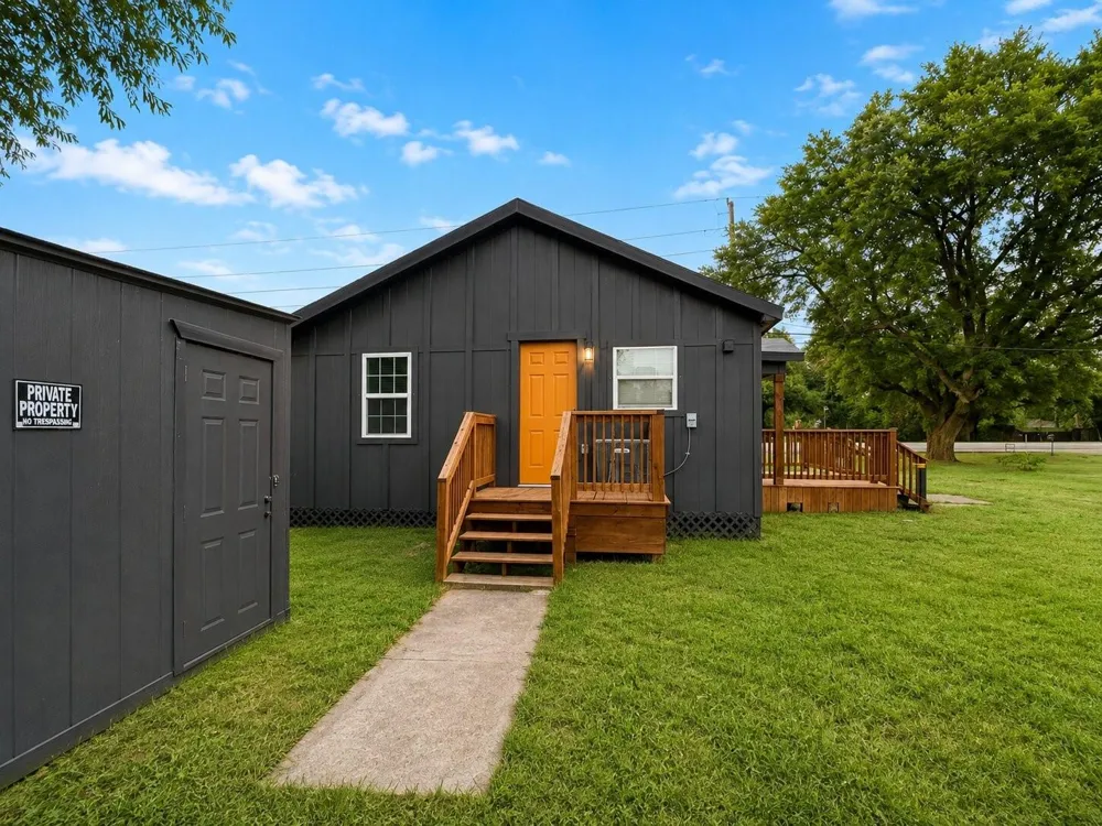 15521 Highway 6 Santa Fe, TX 77517