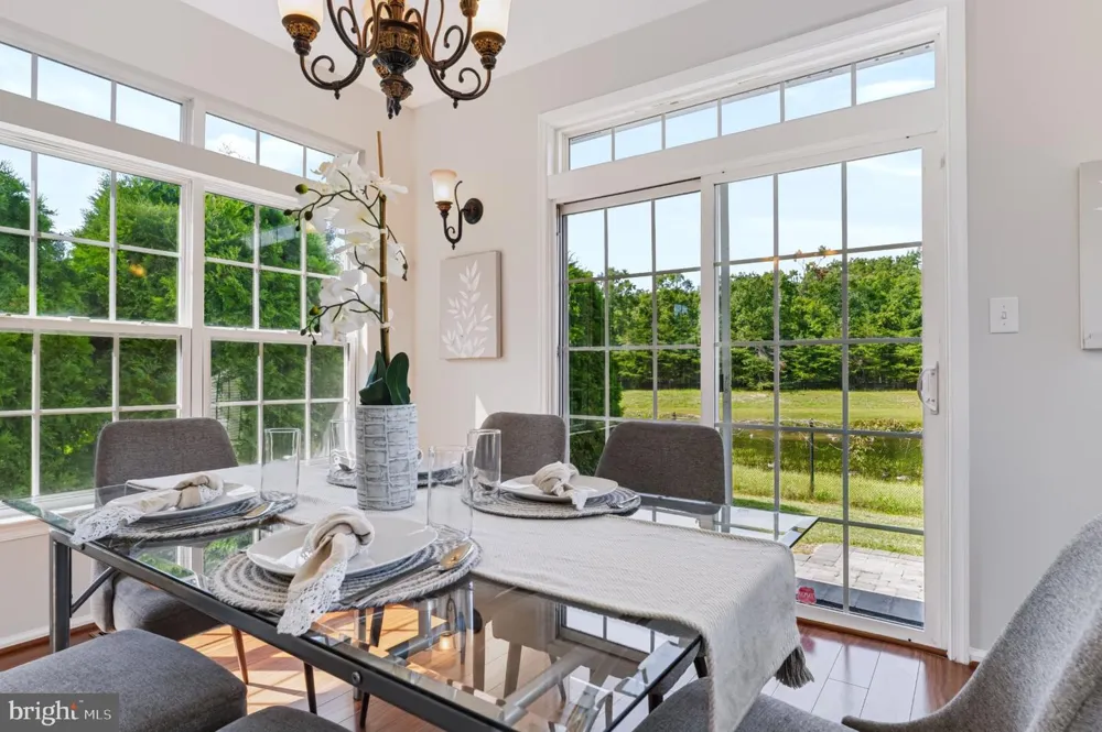 1437 CRANLEIGH LANE Williamstown, NJ 08094
