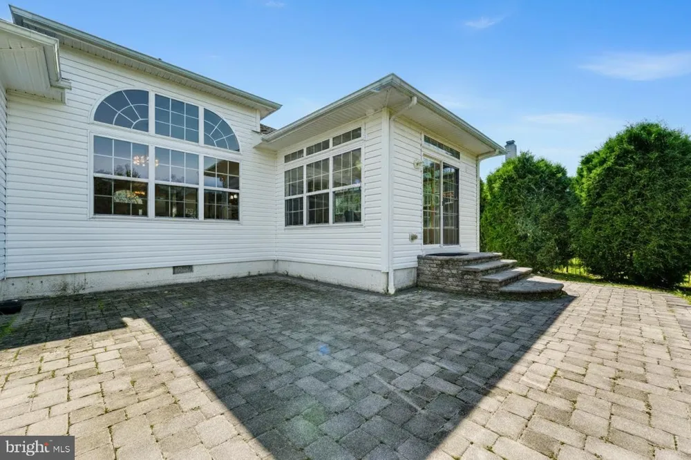 1437 CRANLEIGH LANE Williamstown, NJ 08094