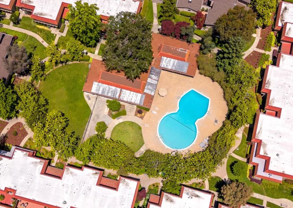 10019 Dove Oak Court Cupertino, CA 95014
