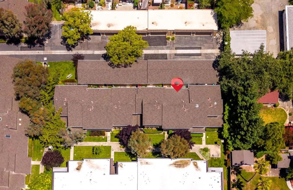 10019 Dove Oak Court Cupertino, CA 95014