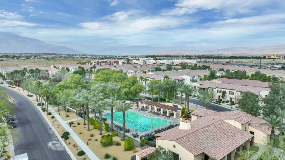 601 Calle Vibrante Palm Desert, CA 92211