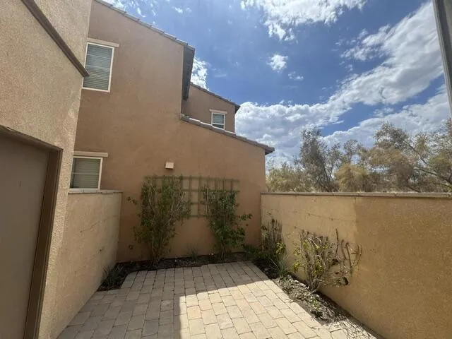 601 Calle Vibrante Palm Desert, CA 92211