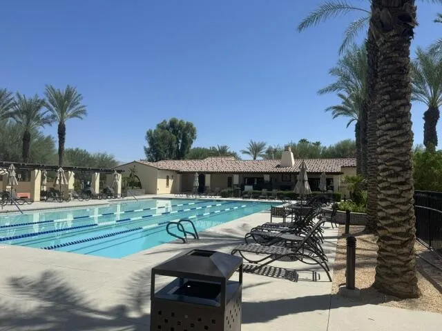 601 Calle Vibrante Palm Desert, CA 92211
