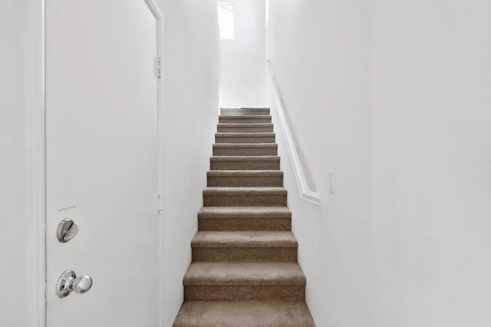 601 Calle Vibrante Palm Desert, CA 92211