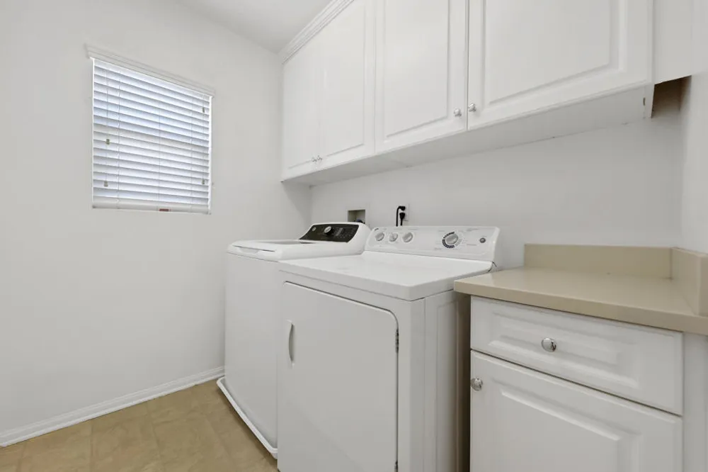 601 Calle Vibrante Palm Desert, CA 92211