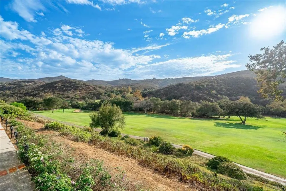 29114 Laurel Valley Drive Vista, CA 92084