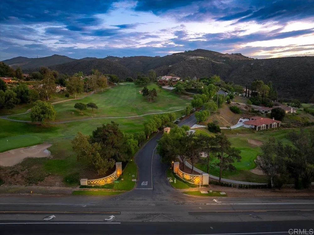29114 Laurel Valley Drive Vista, CA 92084