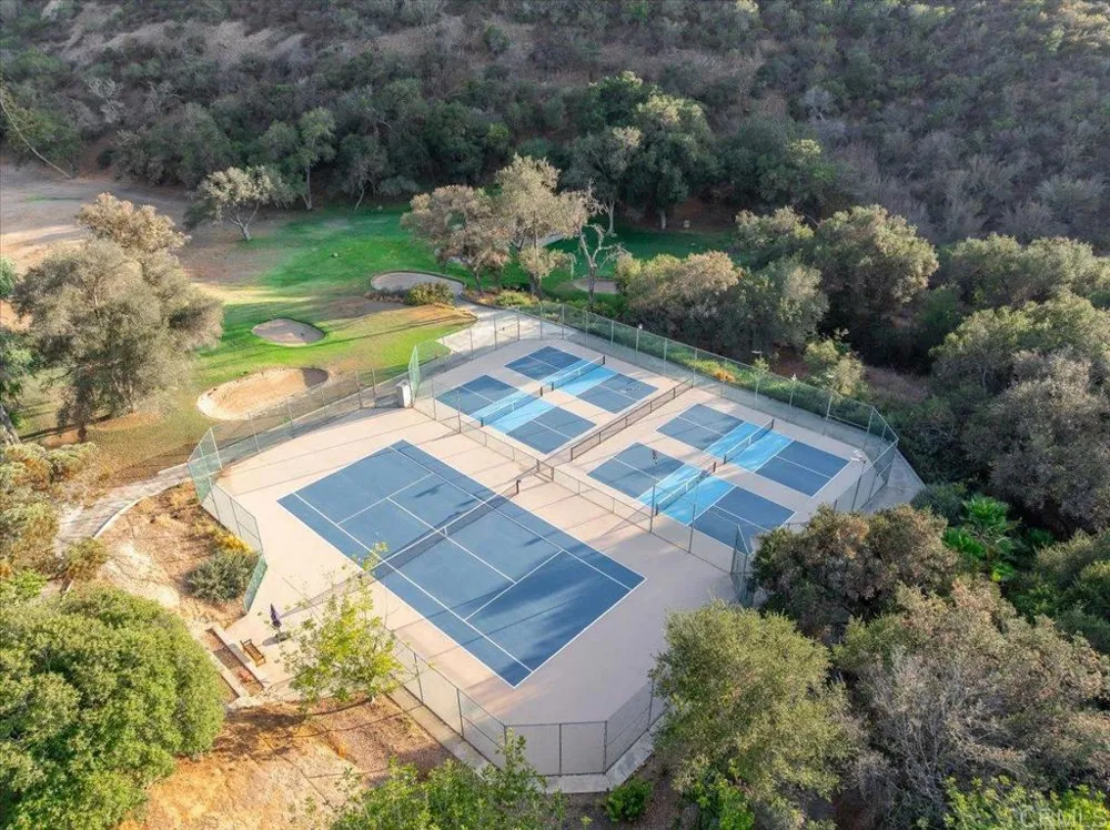 29114 Laurel Valley Drive Vista, CA 92084