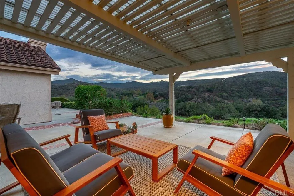 29114 Laurel Valley Drive Vista, CA 92084