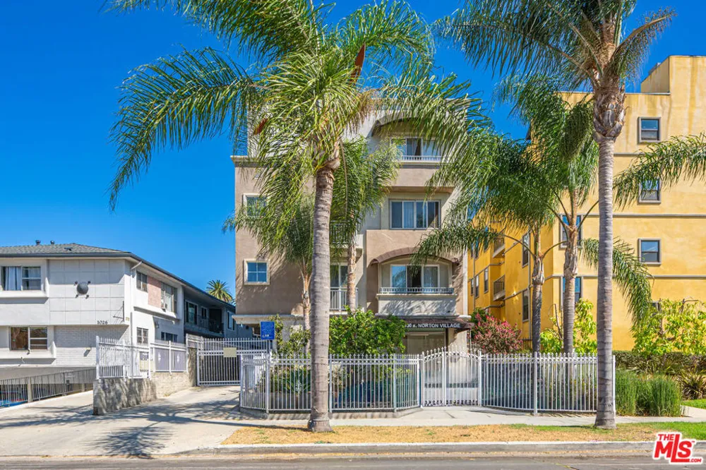 1030 S Norton Avenue #5 Los Angeles, CA 90019
