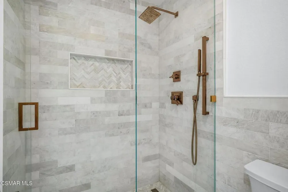 5473 Spanish Oak Lane #G Oak Park, CA 91377