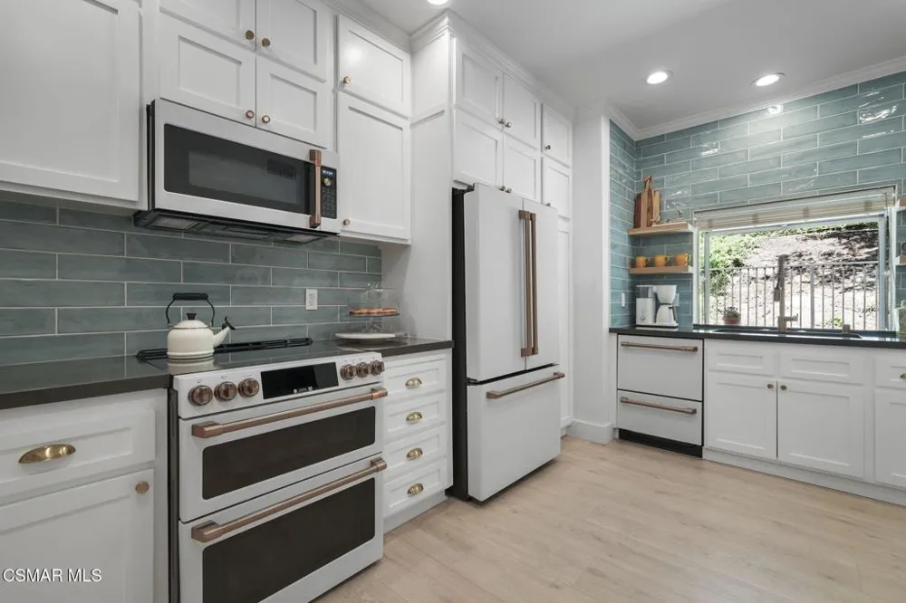 5473 Spanish Oak Lane #G Oak Park, CA 91377