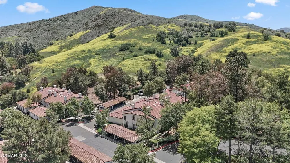 5473 Spanish Oak Lane #G Oak Park, CA 91377