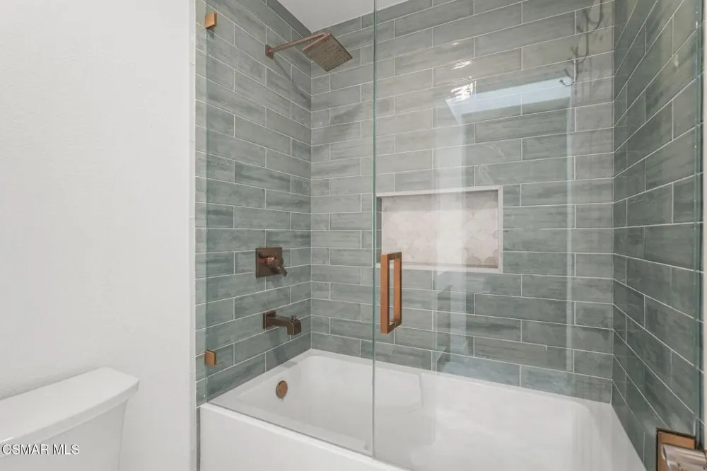 5473 Spanish Oak Lane #G Oak Park, CA 91377