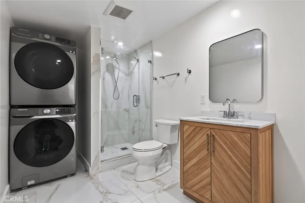 13214 Stagg Street North Hollywood, CA 91605
