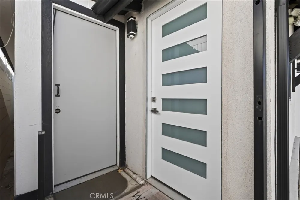 13214 Stagg Street North Hollywood, CA 91605