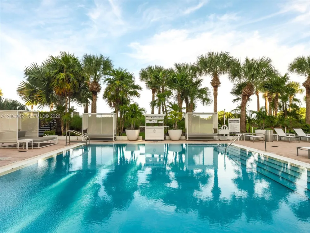 3739 Collins Ave #PH601/603 Miami Beach, FL 33140