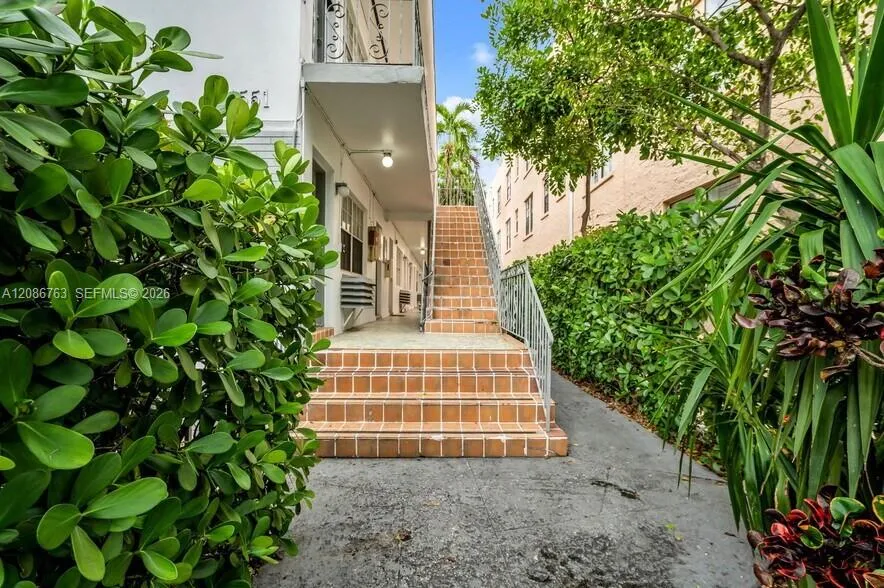 1551 Michigan Ave #11 Miami Beach, FL 33139