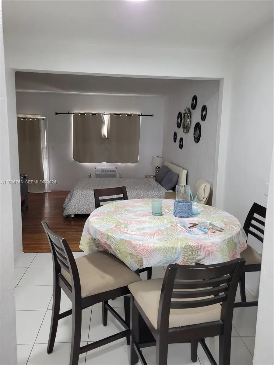 1551 Michigan Ave #11 Miami Beach, FL 33139