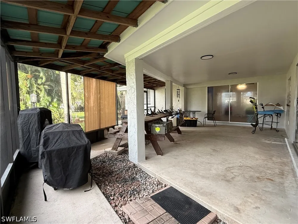 Island Park Court SW Fort Myers, FL 33908
