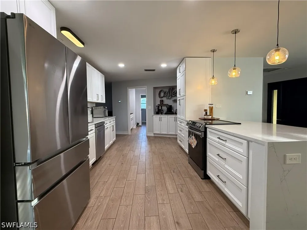 Island Park Court SW Fort Myers, FL 33908