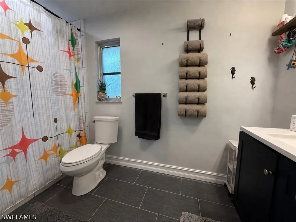 Island Park Court SW Fort Myers, FL 33908