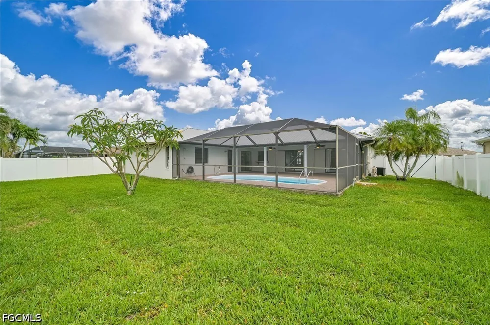 SE 32nd Street Cape Coral, FL 33904