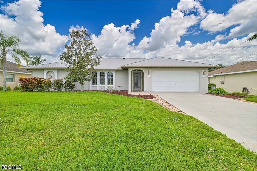 SE 32nd Street Cape Coral, FL 33904