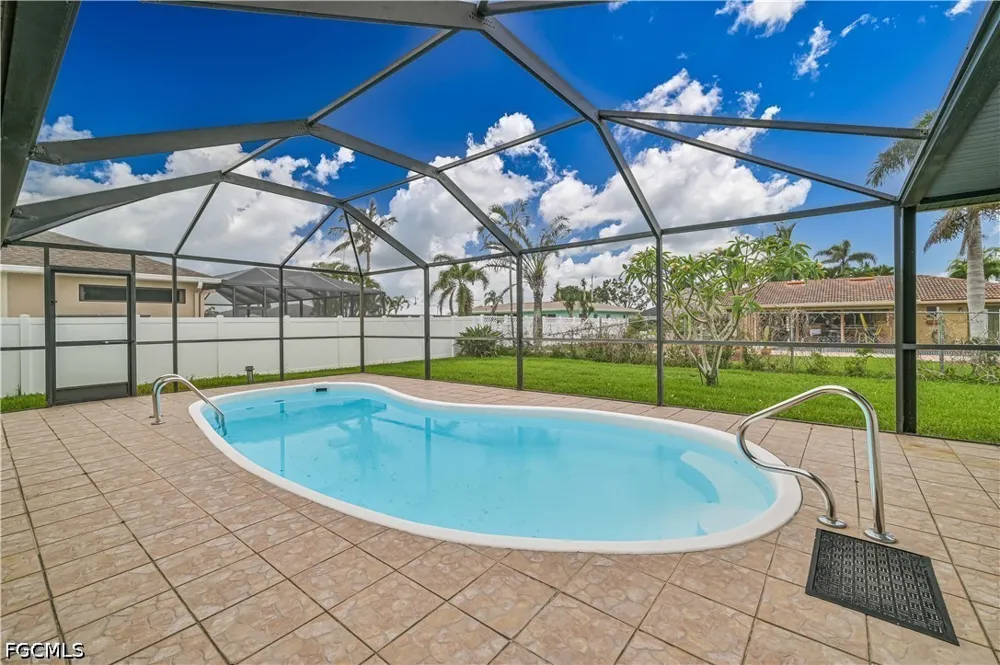 SE 32nd Street Cape Coral, FL 33904