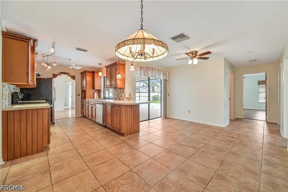 SE 32nd Street Cape Coral, FL 33904