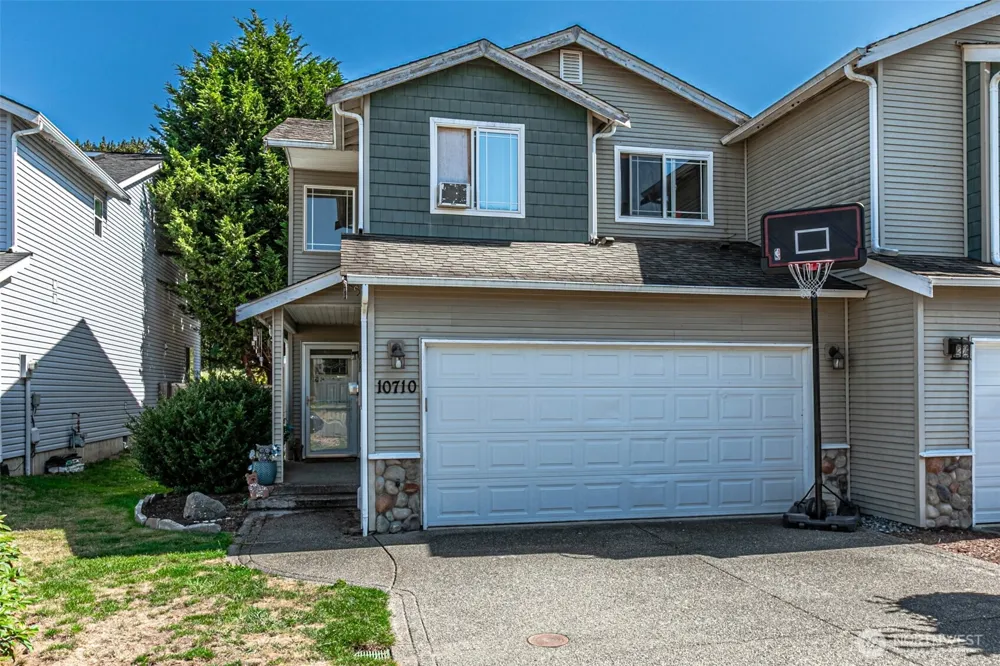 10710 185th Avenue E Bonney Lake, WA 98391