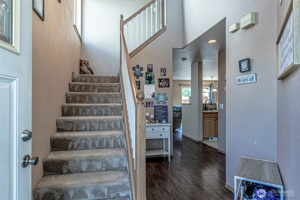10710 185th Avenue E Bonney Lake, WA 98391