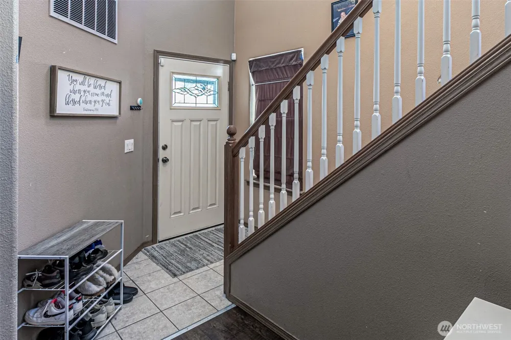 10710 185th Avenue E Bonney Lake, WA 98391
