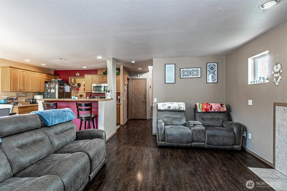 10710 185th Avenue E Bonney Lake, WA 98391