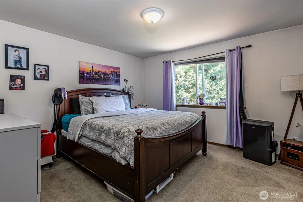 10710 185th Avenue E Bonney Lake, WA 98391