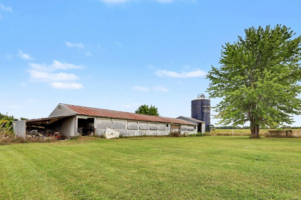 17400 W Briggs Road Unknown, MI 49339