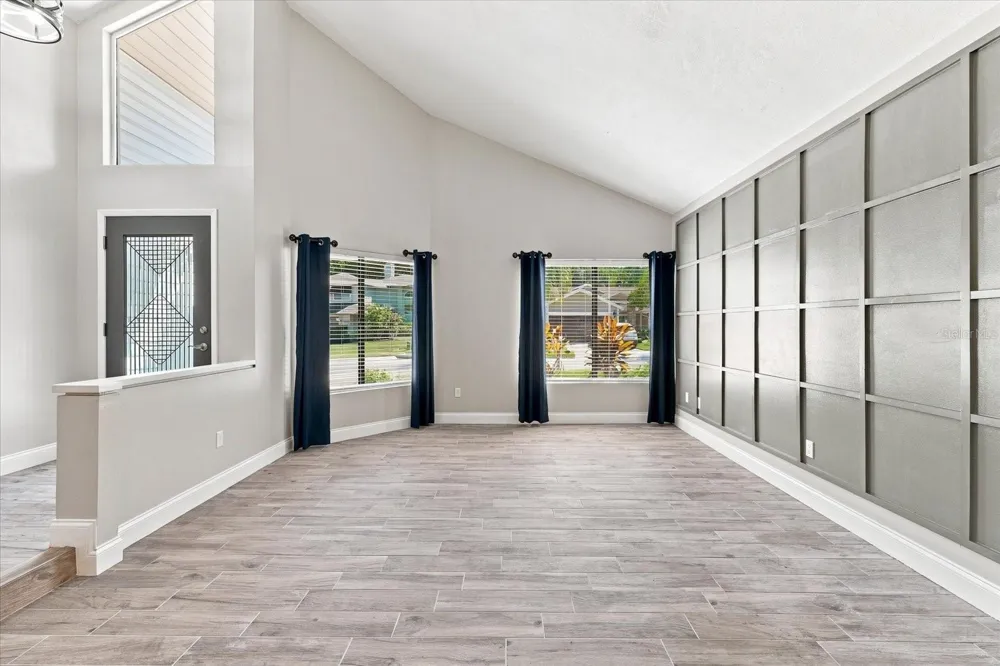 14626 VILLAGE GLEN CIRCLE Tampa, FL 33618