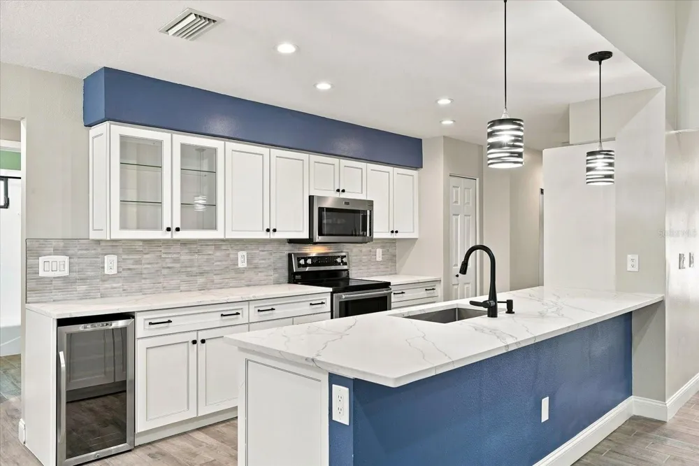 14626 VILLAGE GLEN CIRCLE Tampa, FL 33618