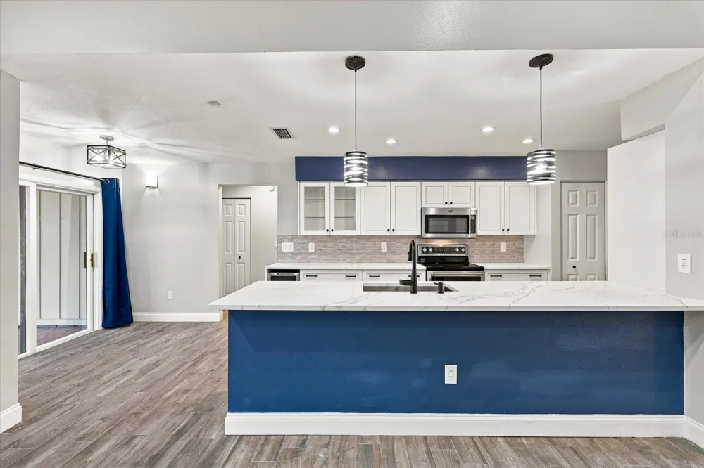 14626 VILLAGE GLEN CIRCLE Tampa, FL 33618