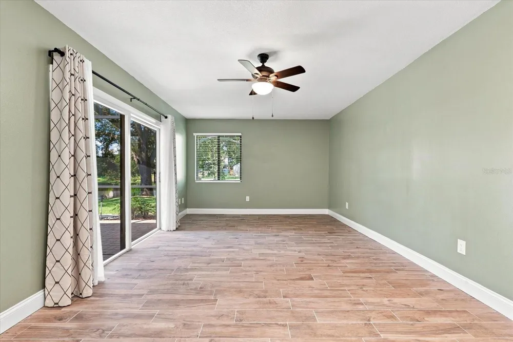 14626 VILLAGE GLEN CIRCLE Tampa, FL 33618