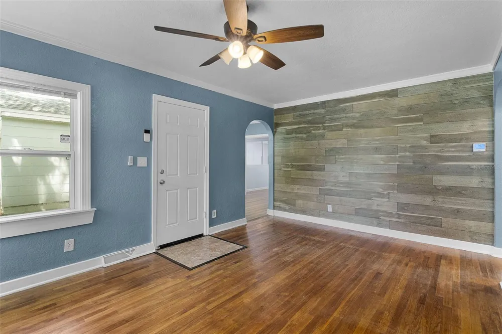 408 S 12TH STREET Leesburg, FL 34748