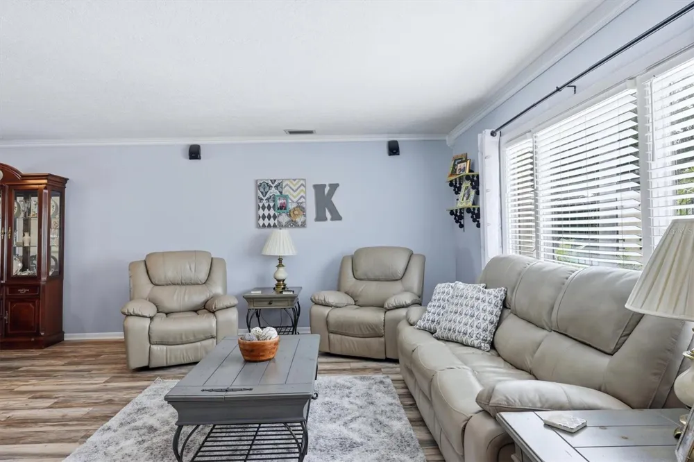 6004 9TH AVENUE W Bradenton, FL 34209
