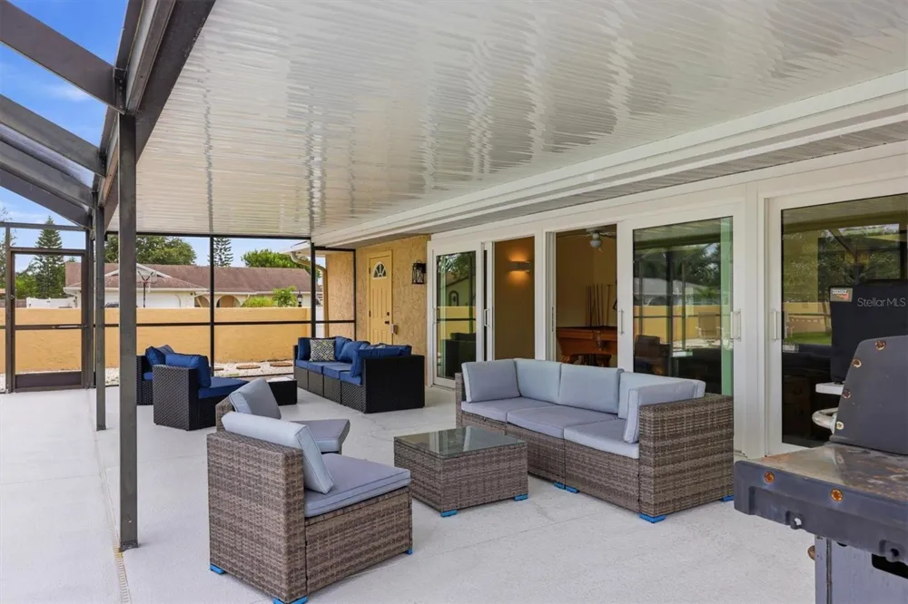 6004 9TH AVENUE W Bradenton, FL 34209