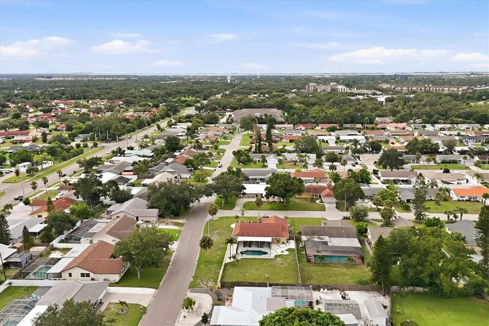 6004 9TH AVENUE W Bradenton, FL 34209