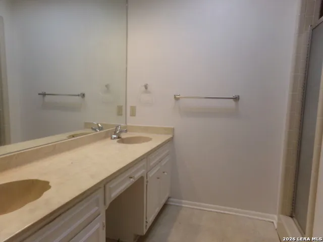 126 QUIVIRA DR Universal City, TX 78148