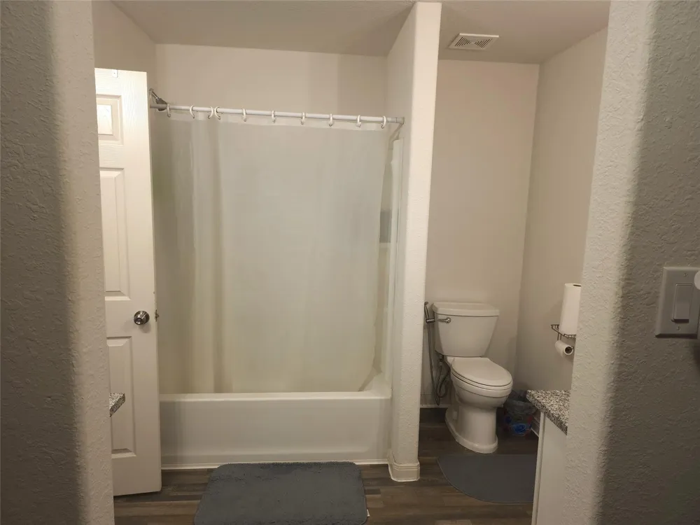 2009 6th Street Hempstead, TX 77445
