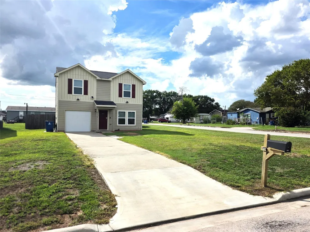 2009 6th Street Hempstead, TX 77445