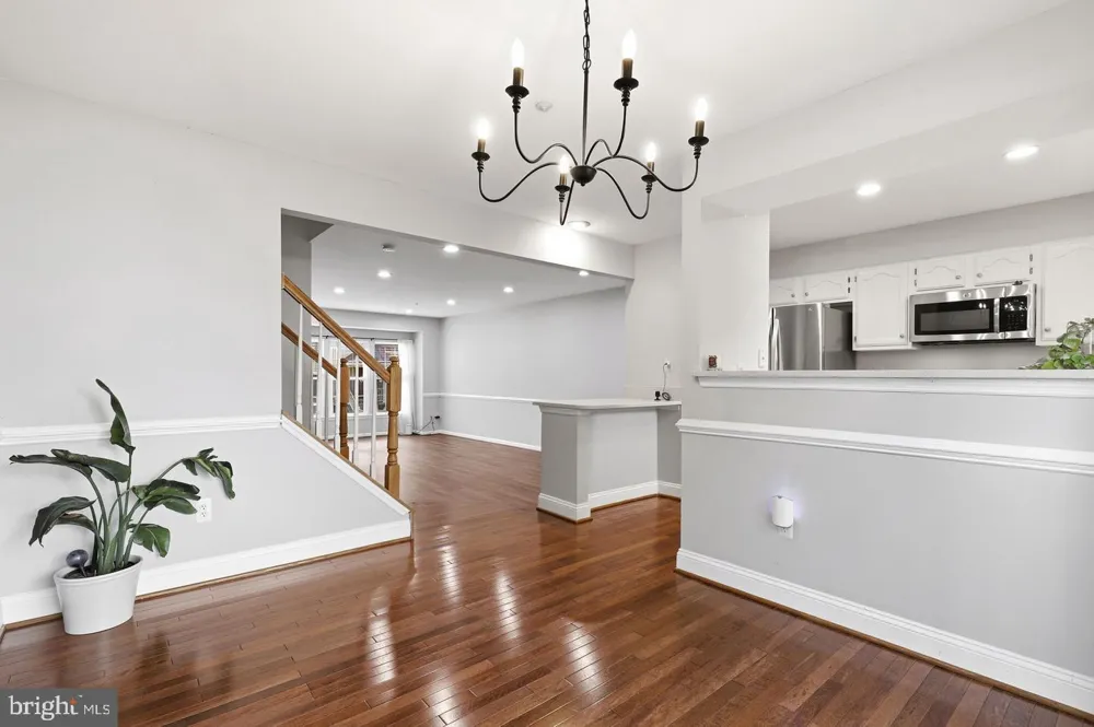 18639 CLOVERCREST CIRCLE Olney, MD 20832